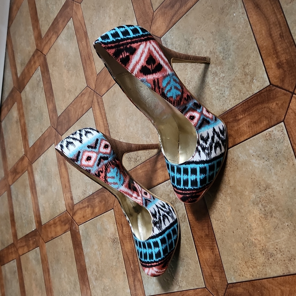 Audrey Brooke high heels